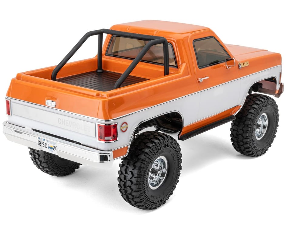 FMS FCX10 Chevrolet K5 Blazer 1 10 RTR Rock Crawler Orange