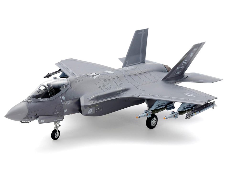 Tamiya 1/72 Lockheed Martin F-35A Lightning II Model Kit [TAM60792